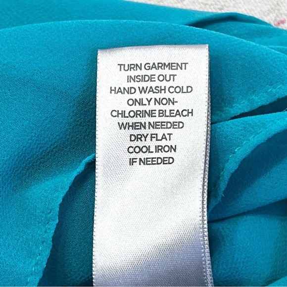 Avenue Turquoise Sleeveless Women's Top - Size 14/16 - Picture 13 of 14